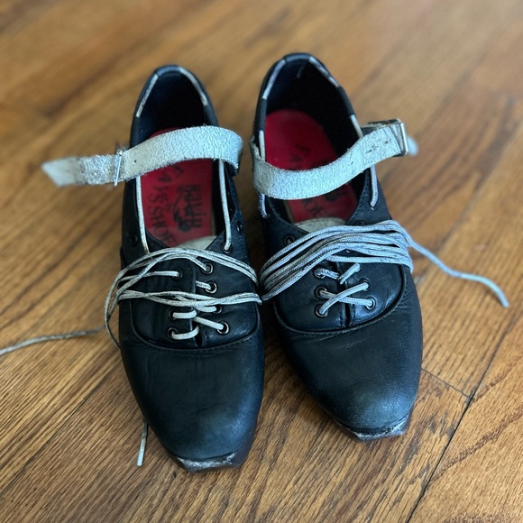 Gavin's by Fays Irish dance hard shoes girls size